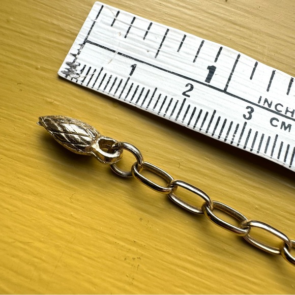 Vintage Goldtone Leaf Linked Necklace - Picture 4 of 6